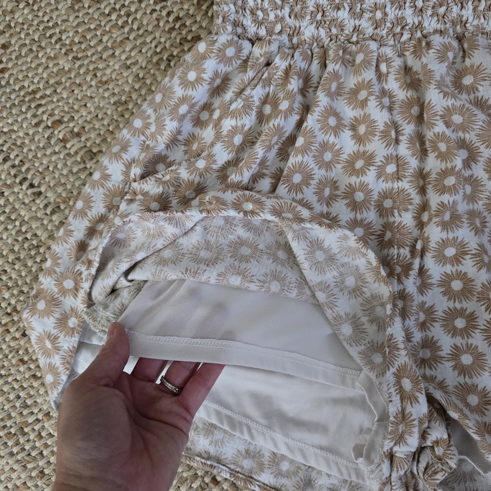 AE Romper - Picture 3 of 6